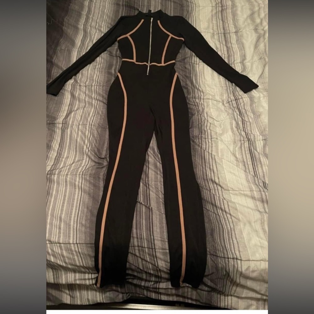 Windsor jumpsuit, Size:M, Black w/ tan stripe